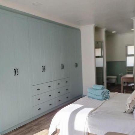 Beautiful Cottage Fantastic Beach Oyster Bay Exteriör bild