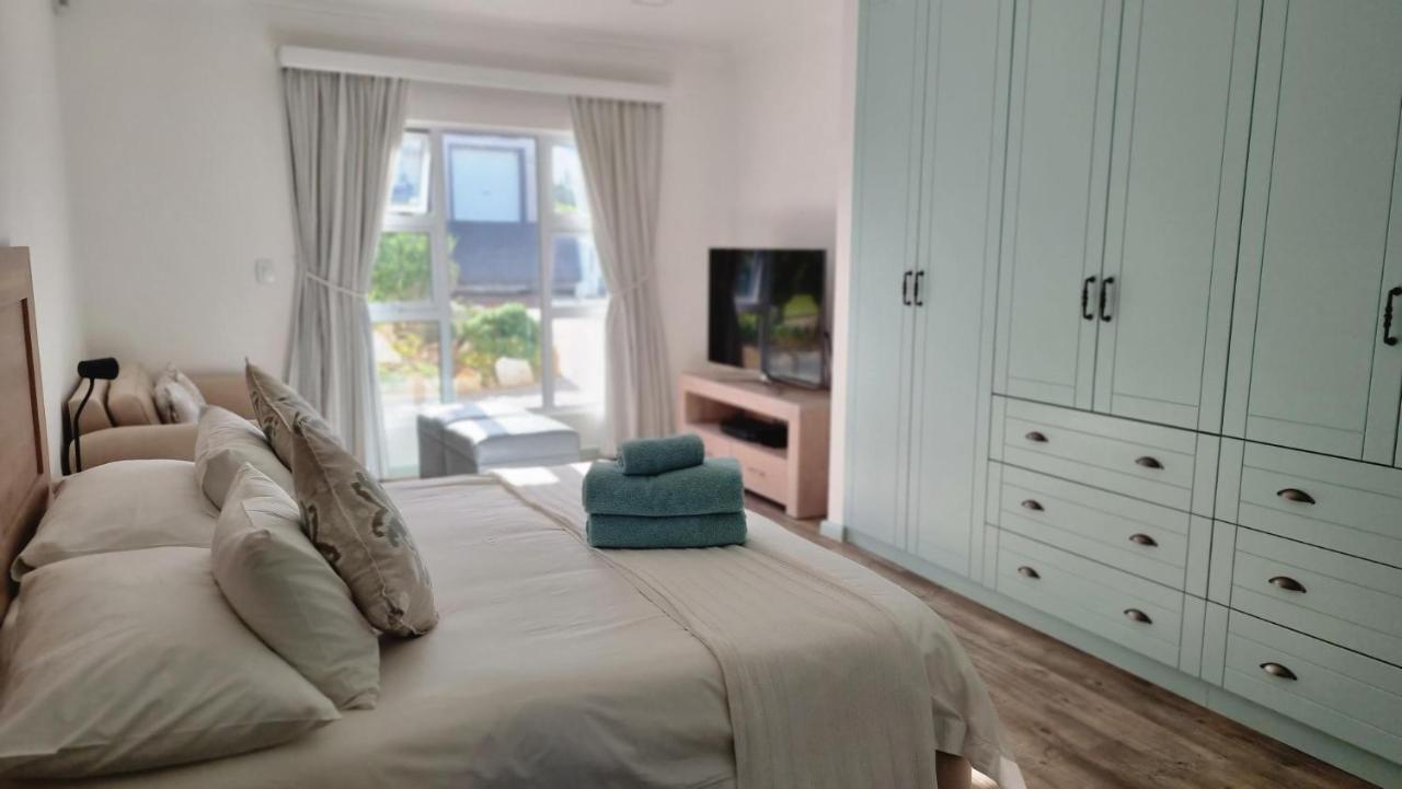 Beautiful Cottage Fantastic Beach Oyster Bay Exteriör bild