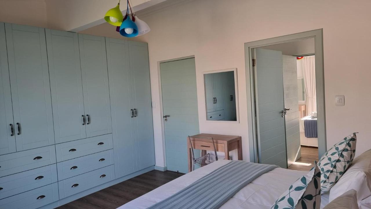 Beautiful Cottage Fantastic Beach Oyster Bay Exteriör bild