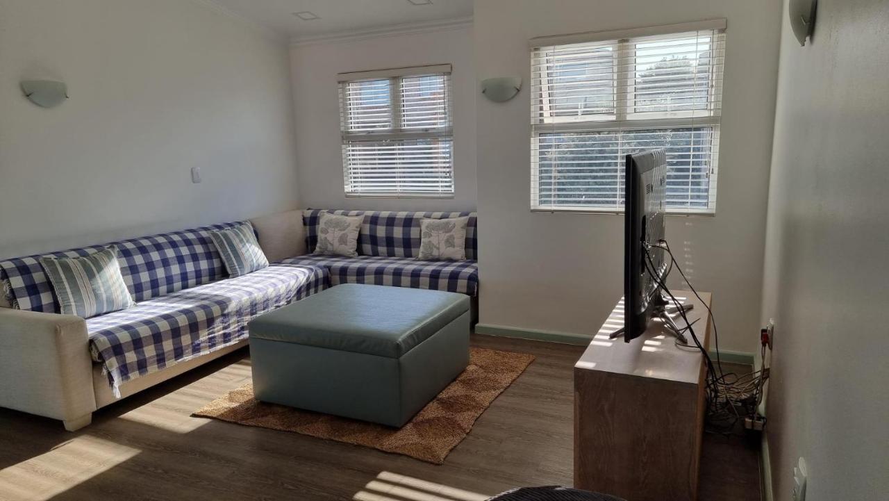 Beautiful Cottage Fantastic Beach Oyster Bay Exteriör bild